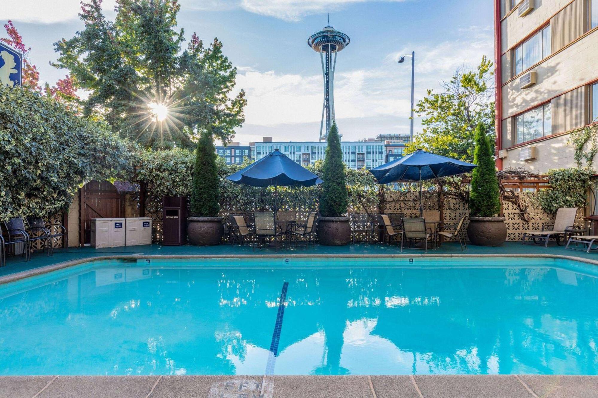 Travelodge By Wyndham Seattle By The Space Needle Buitenkant foto